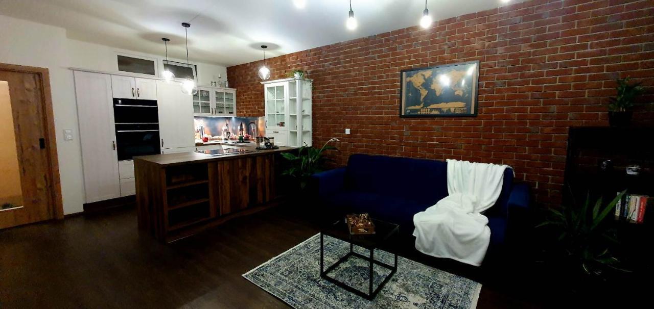 Apartman Jako Doma ออลอโมตซ์ ภายนอก รูปภาพ